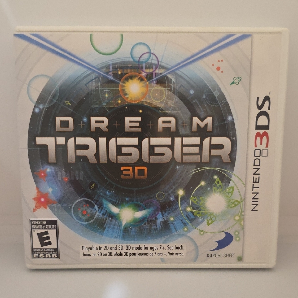 Nintendo 3DS Dream Trigger 3D - White and Blue